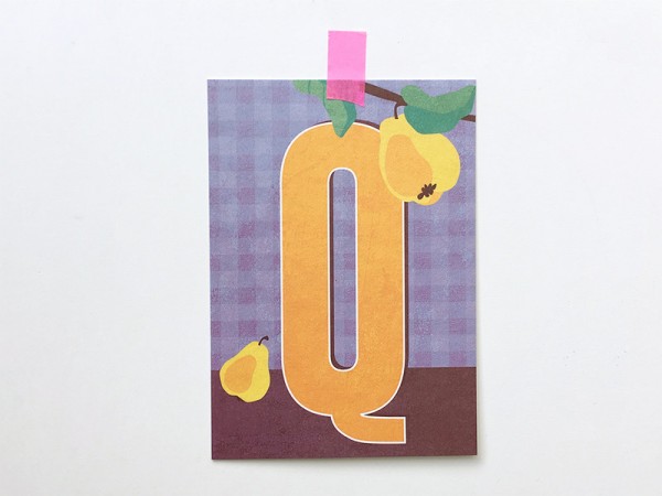 Buchstaben-Postkarte Q